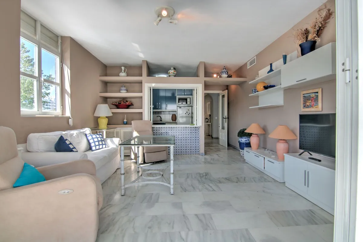 99c01fcc-58ce-4e64-97a3-bee792798c07