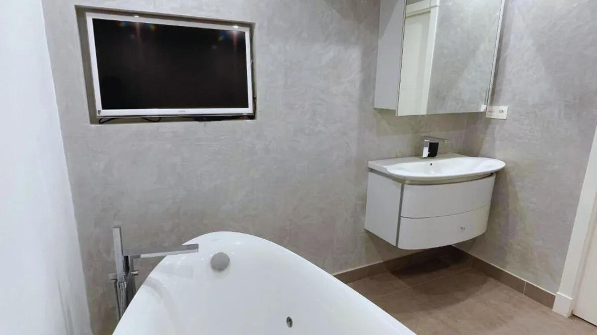 fd2713d0-e58b-4e7f-ae52-6cbeddc28dfb