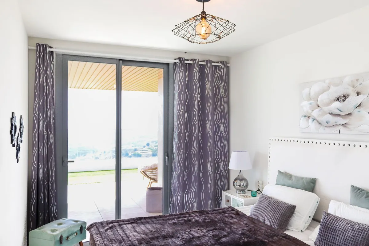 c30e0bb2-37c8-4f86-84ff-99760e8b7c50