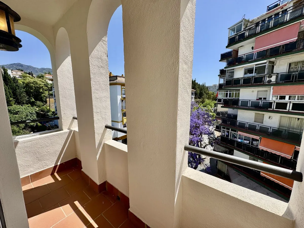 a740505a-44ca-400e-86e2-cecca199b7a1