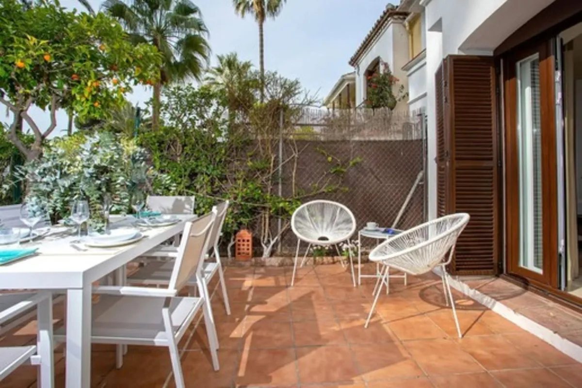 3793efed-4052-4b5a-8fd9-802b63ac5bee