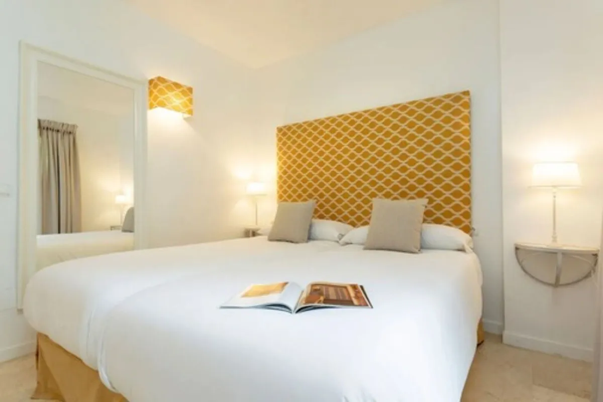 aa29d1f7-25a7-45ed-b5d6-3e522ea7b1f2