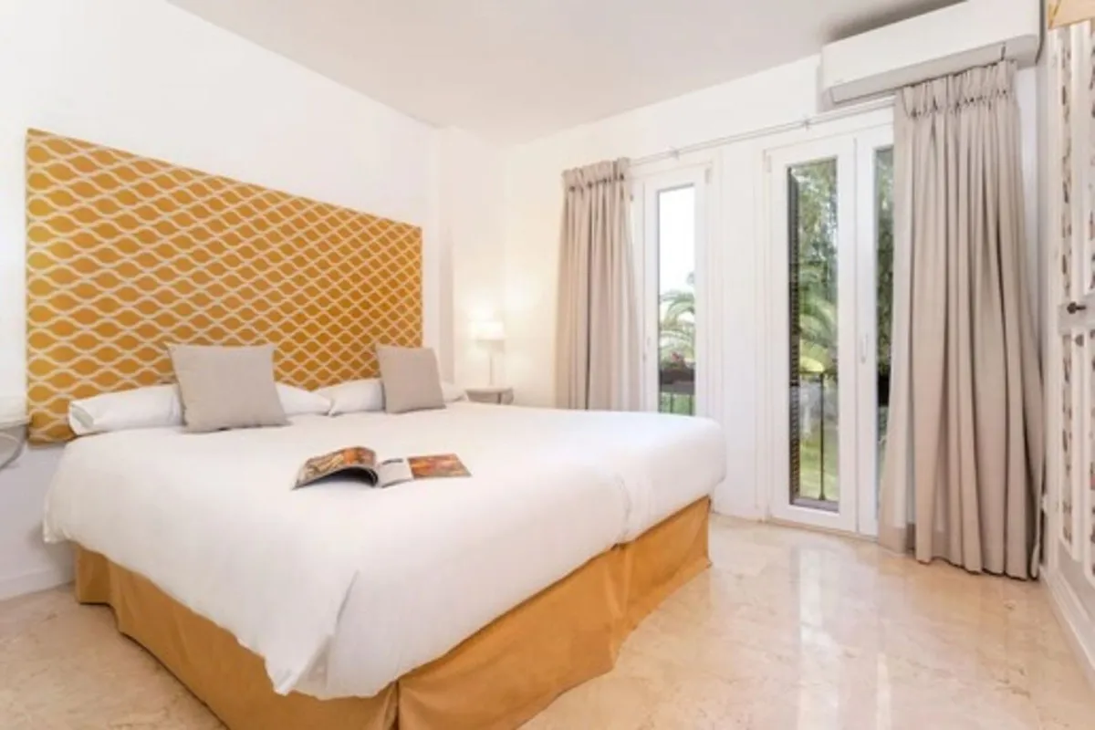 e622e4a7-3294-402b-956e-9ced5e4b56a2