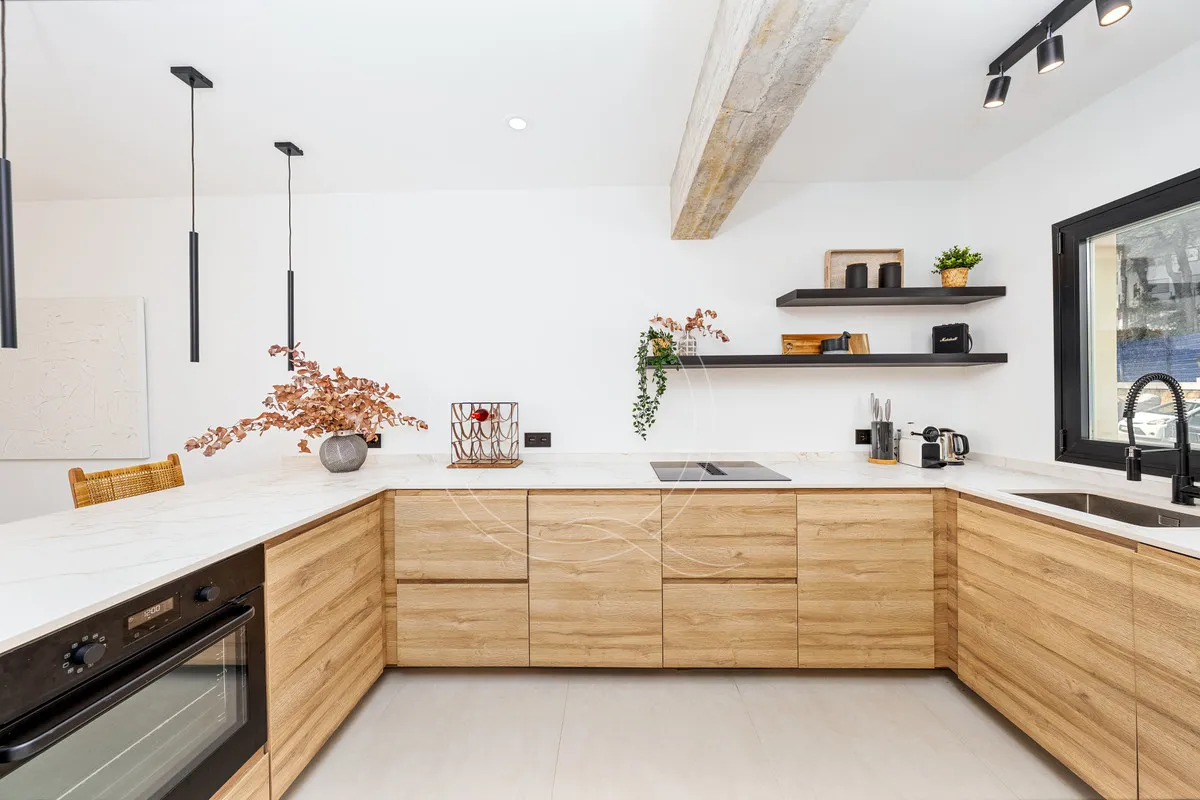 96bc6e0c-db21-484a-8664-f54b47682393