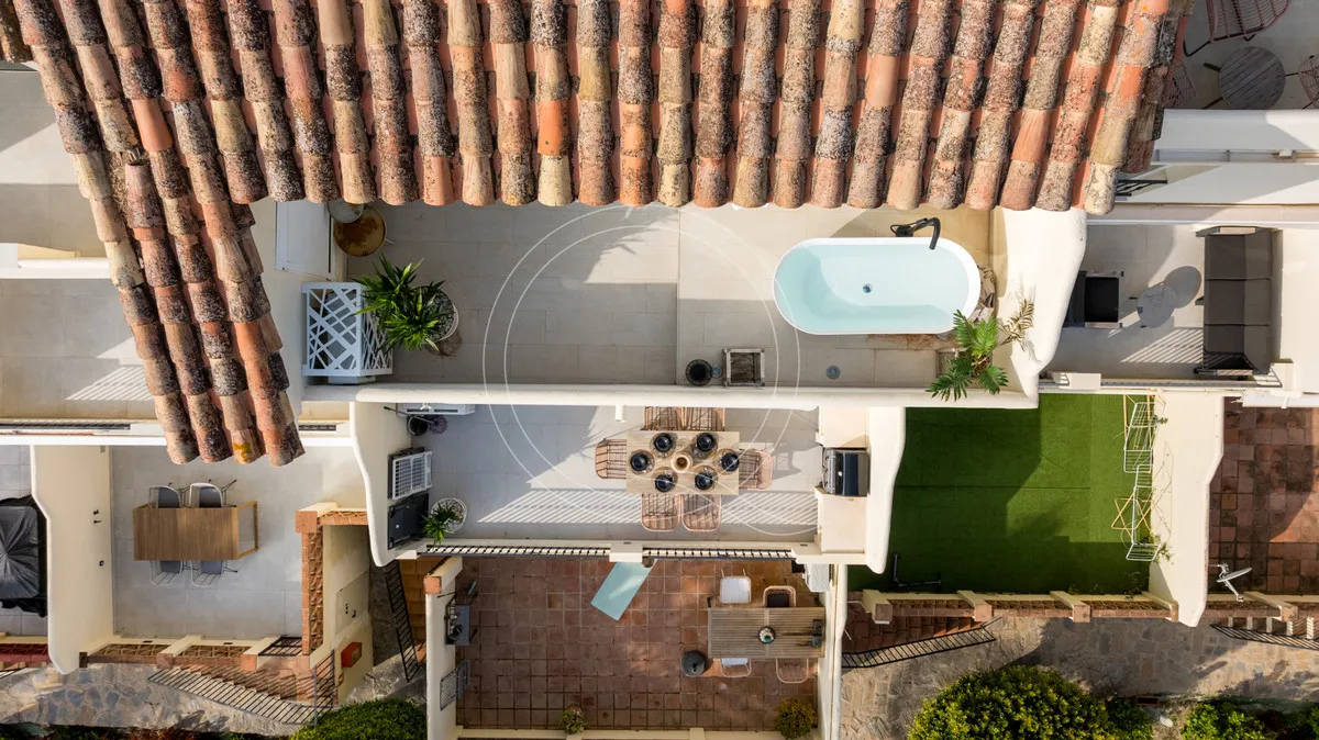 973d961d-7cf7-4914-850e-79aca235e805