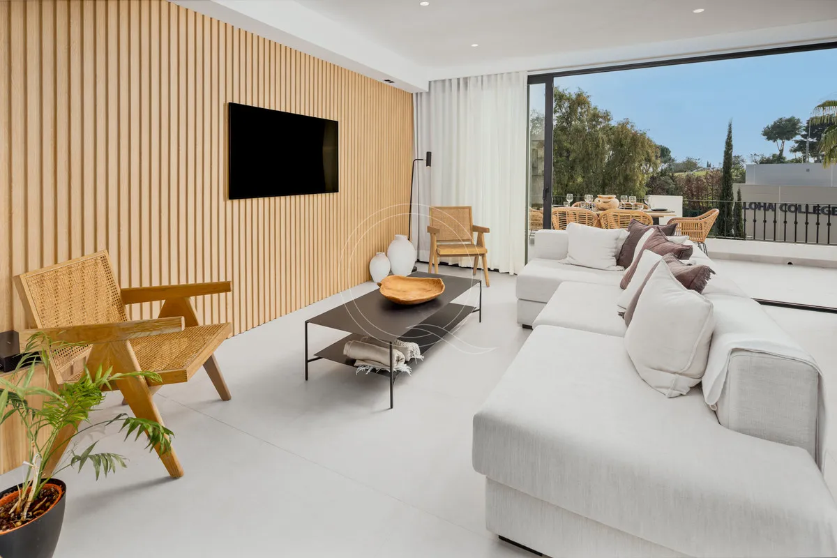 b3d8cb55-03f3-4cd5-9c6b-18478a445ab1