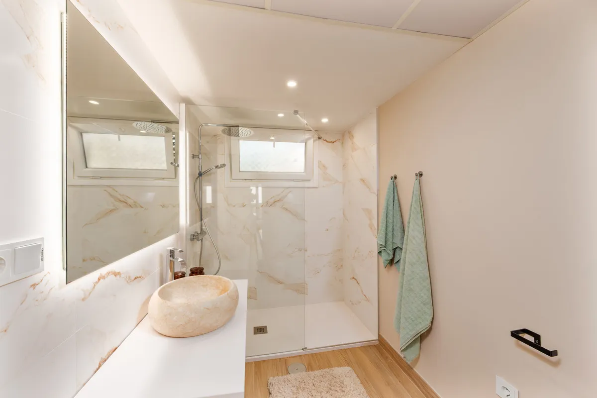 1ec7375a-0efe-46ff-8321-018974a0c611