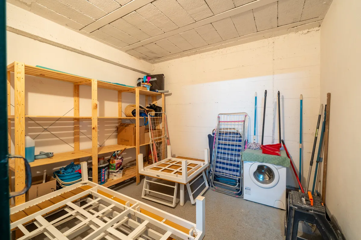 23b86c77-a625-41d1-9683-aa9f18cdb13f