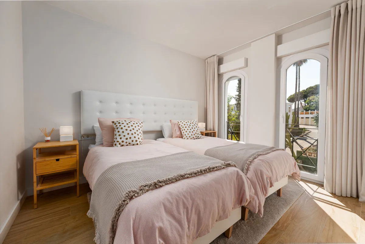 db3ab22c-ad33-4f0b-90ce-b5a29ba0f9ce