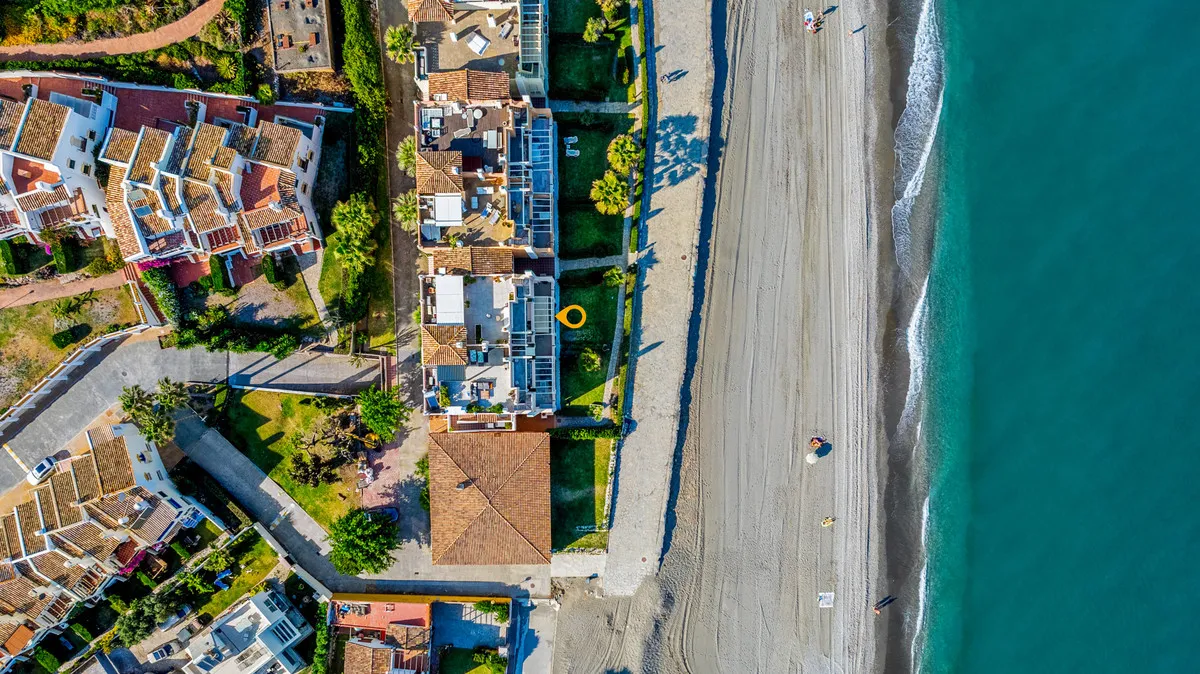 e2d18999-5c3e-42f1-96e8-36cc7416acce