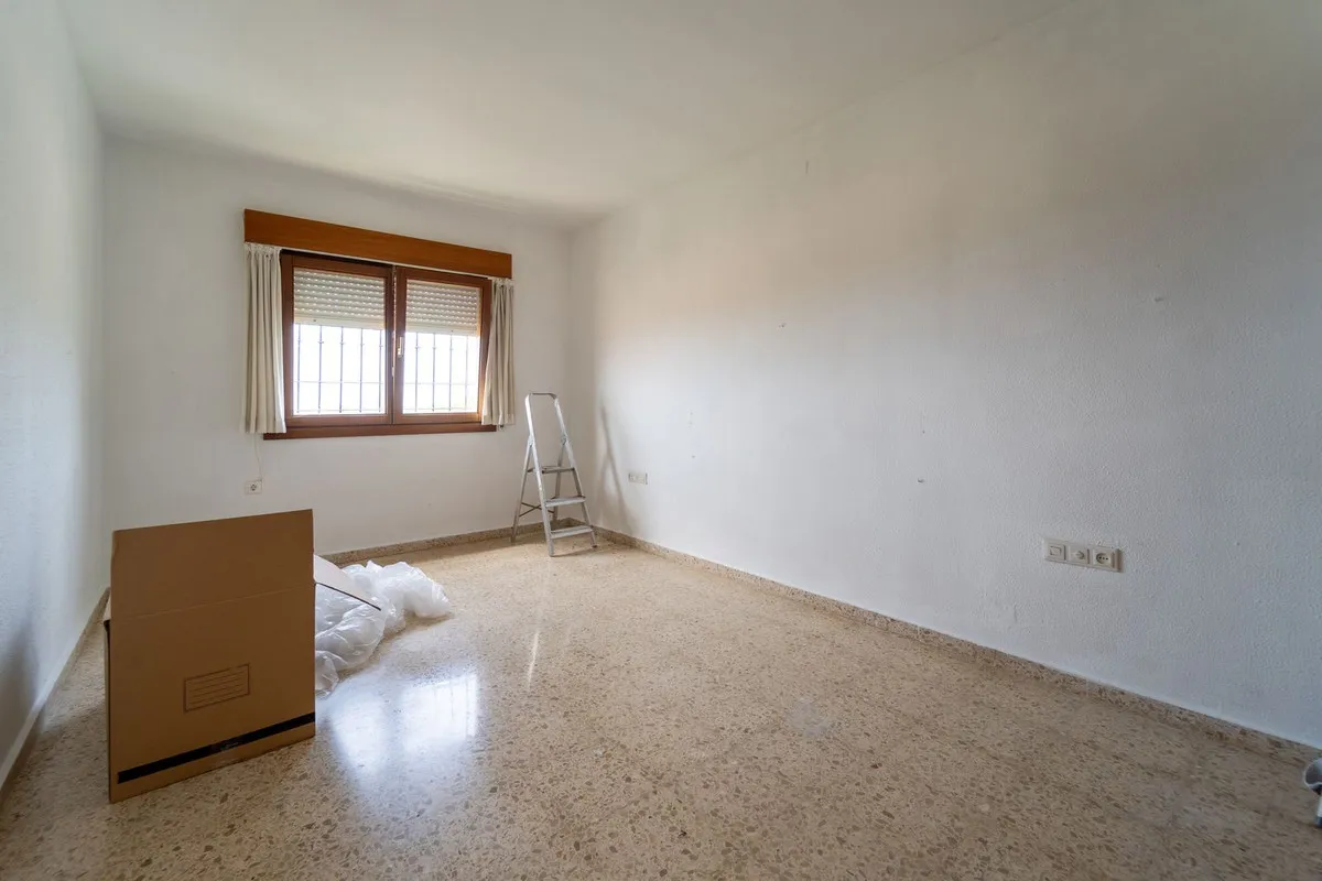 2d823c25-f16d-4e99-98f7-53f67d1701bd