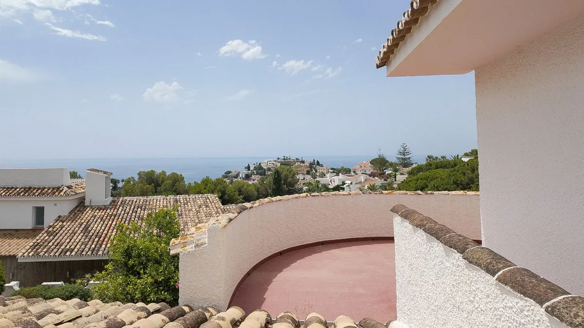 9c805a41-33f0-4a63-b781-64e653058679