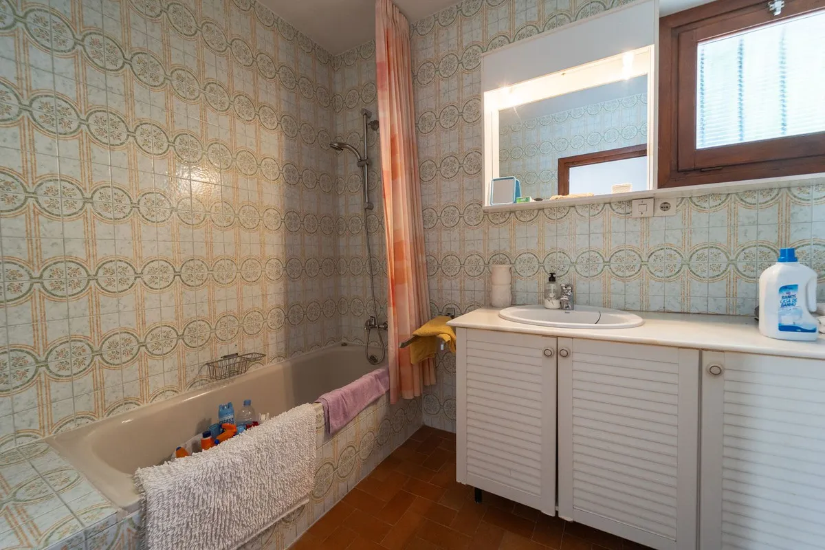 b9deb5c4-6d0f-4a83-a731-e8308c385d63