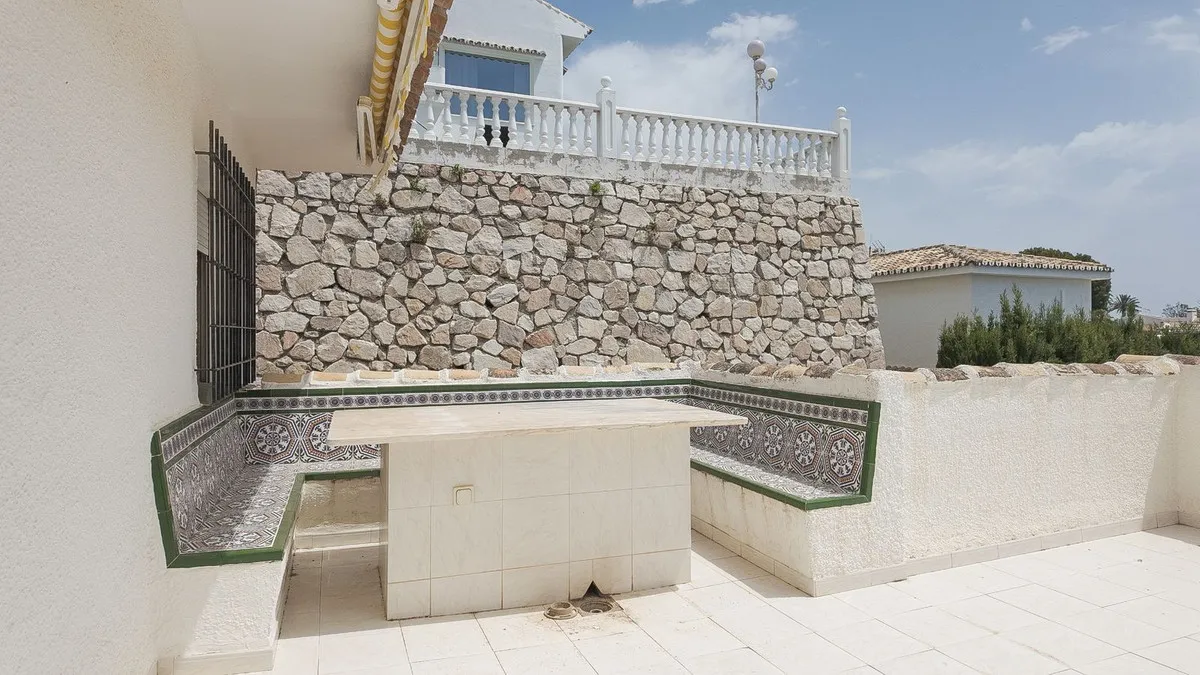 db7c0c6a-4cab-4553-bce5-b8075a36b590