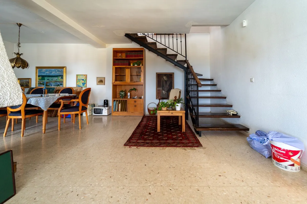 dcfddbd9-47b4-49cd-b164-7f6684ea4c11