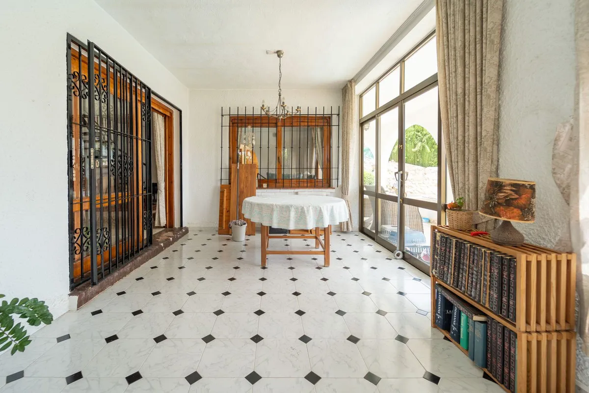 ff0eb9a3-ae79-4bff-b8ce-af7ec4472ddc