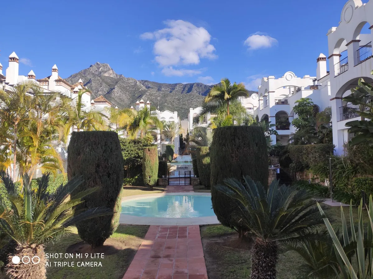 f05dc6e6-9826-4ae7-84d7-4a08d5b53db0