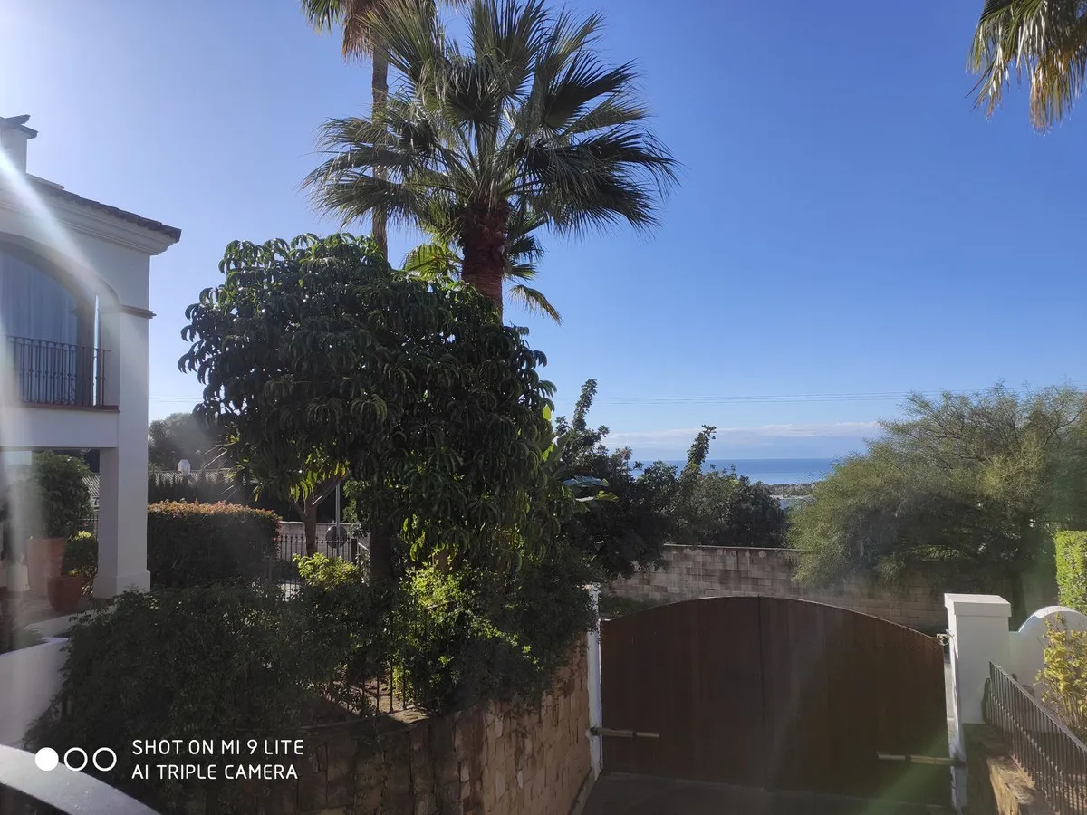 f3f31724-1c01-4b20-9dd7-c04e819375b5