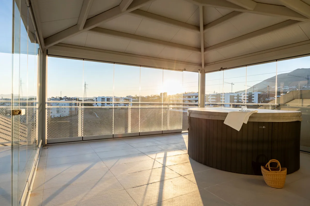 048160eb-7886-41a0-9b14-8752920b11f3