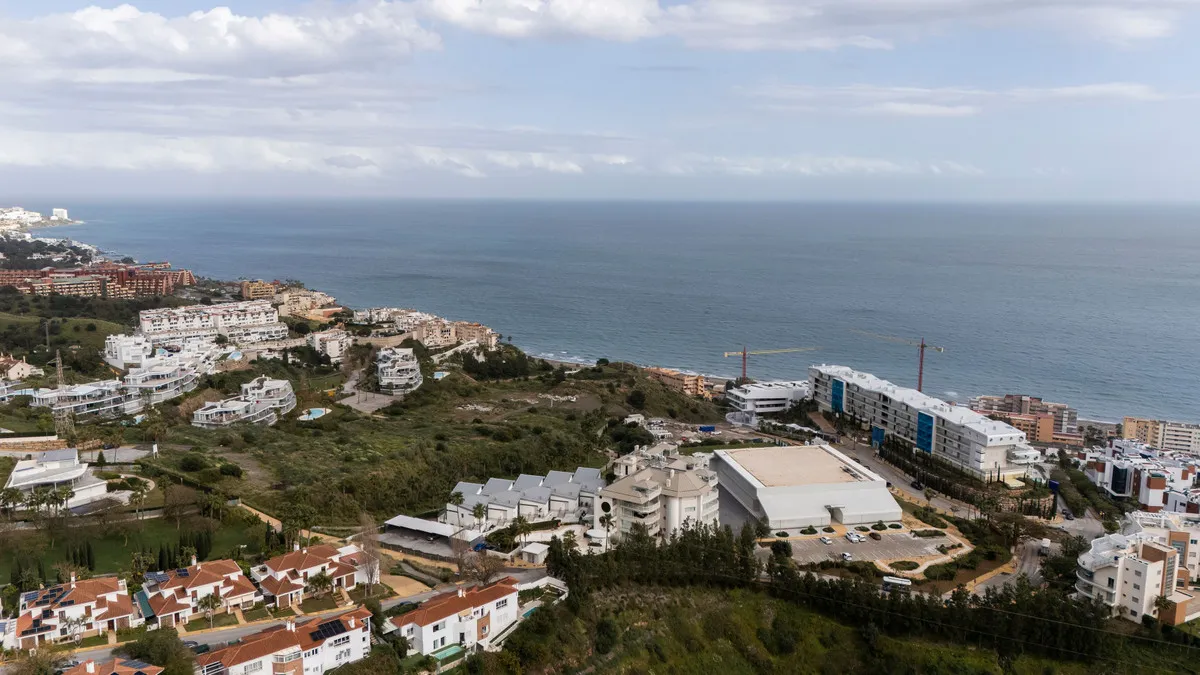 6e6d18c3-66ec-4595-8fd3-839e6b53f84b