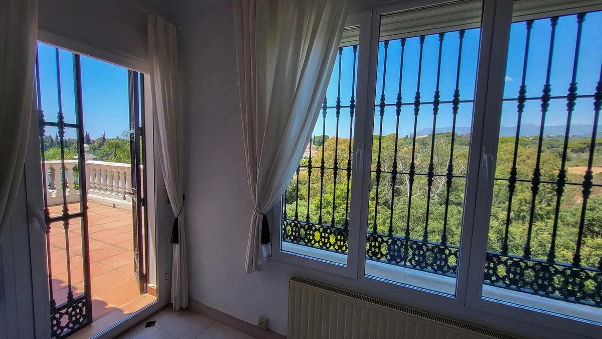 39e1b42c-6d93-4bd1-90cb-3635268e8b9a