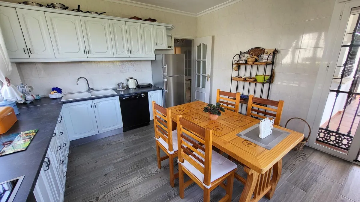 e6eb8c01-6492-4673-9e84-8d9e4157d365