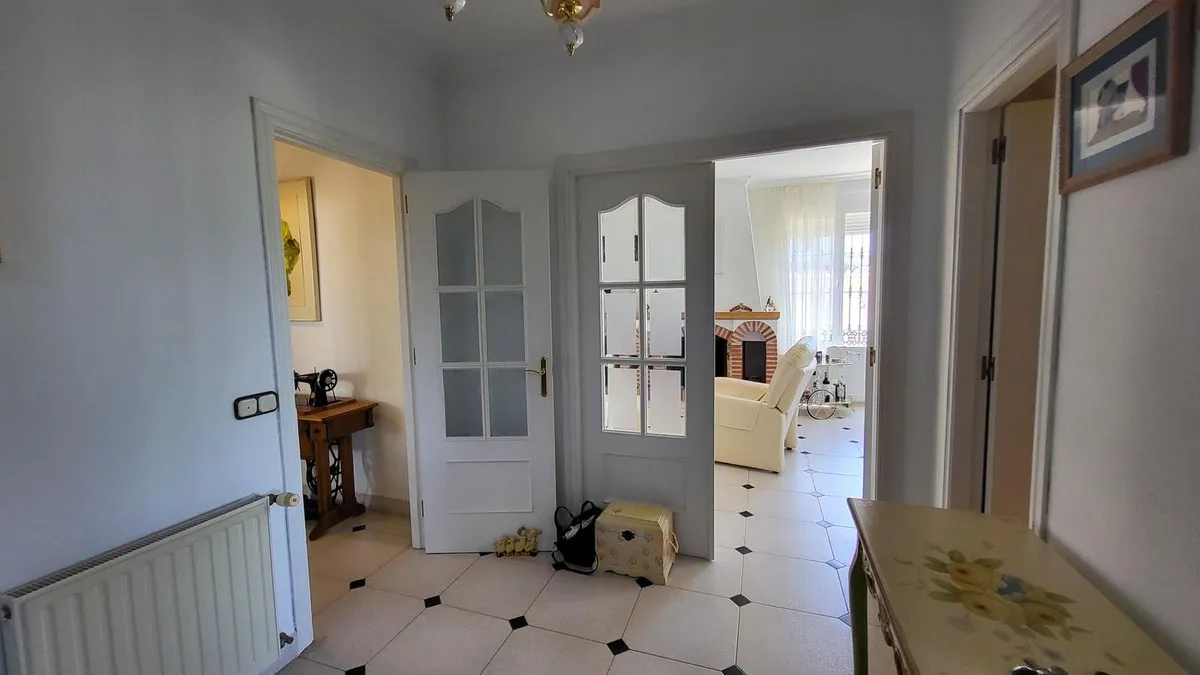 e8111ddd-268c-49a6-8bfd-bc22af06f8ab