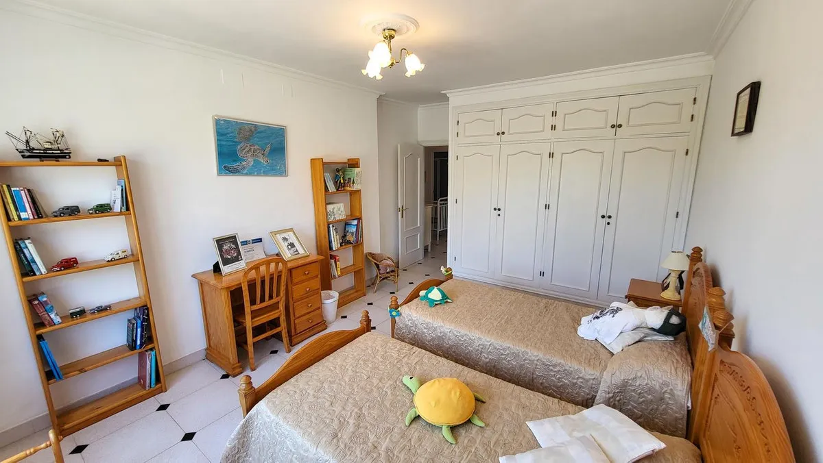 f6ff8390-fd9a-4d07-9a3f-3990036f3bd9