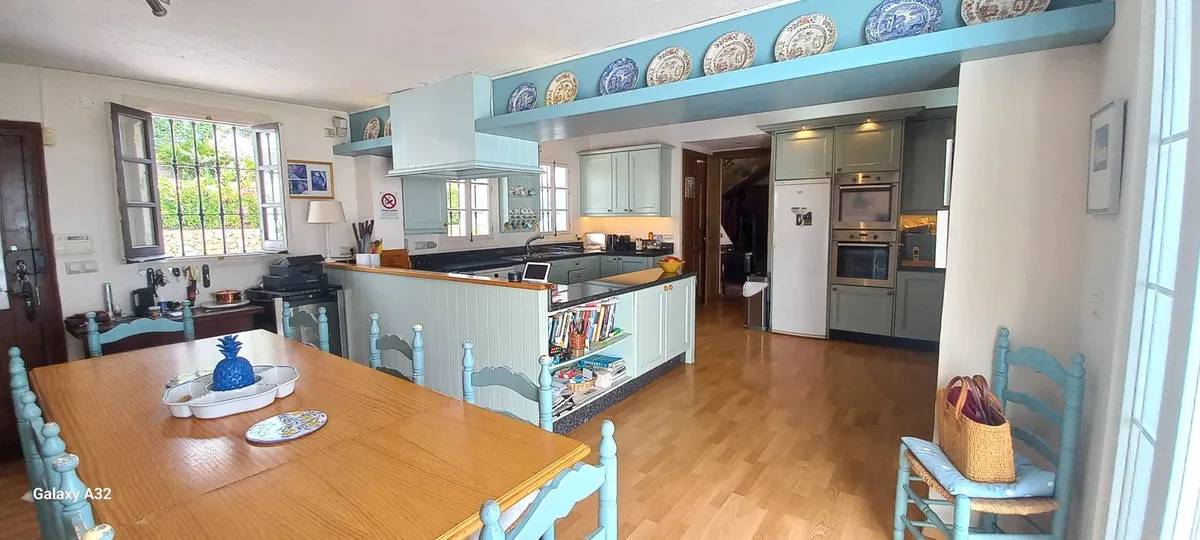 74938ba5-5dee-4dc3-92f3-c360183dad1c