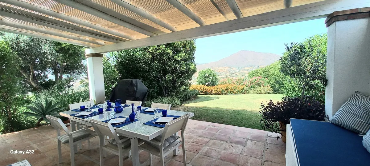 c3093976-36f1-435d-90ee-8100482b05b7