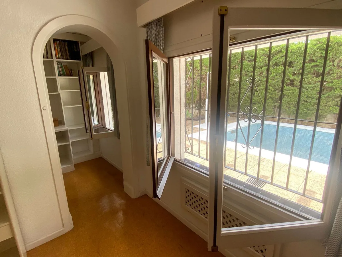 7ebb103c-51e3-4a9c-baf8-7328854376ce