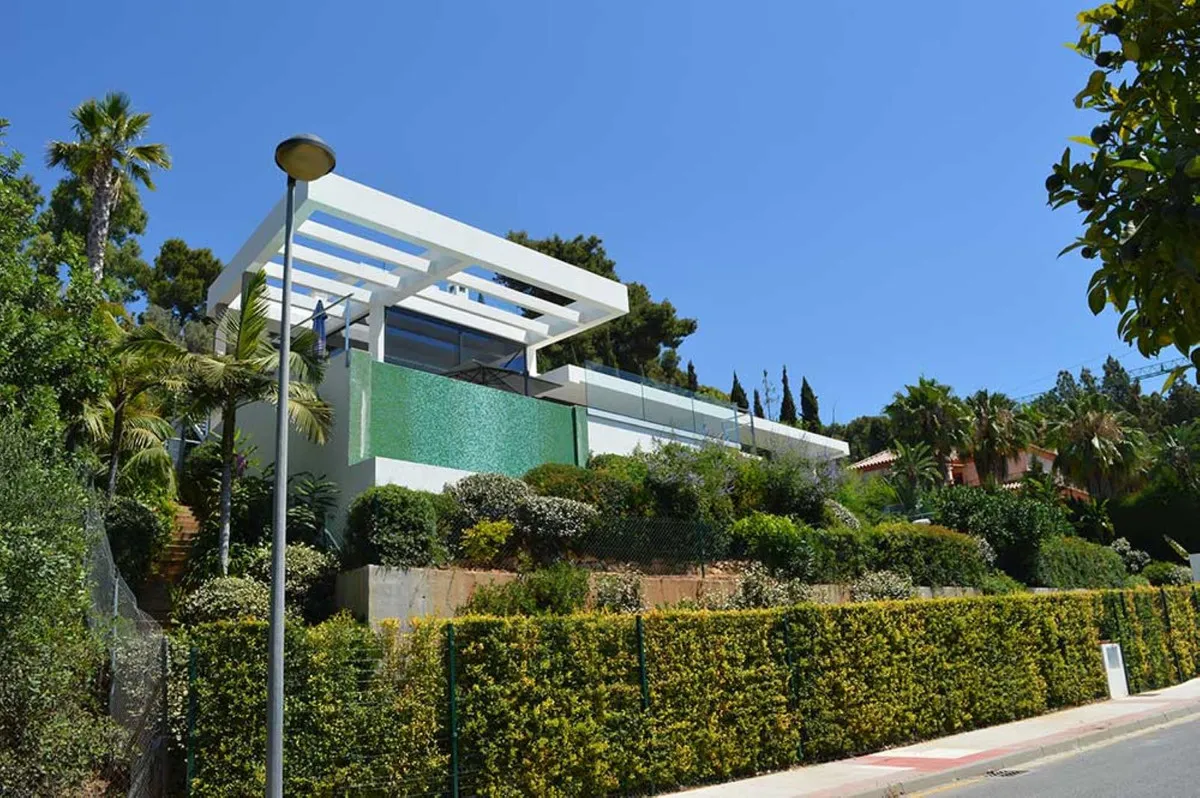 1771fbd3-5740-4abb-b190-11032768f3cd