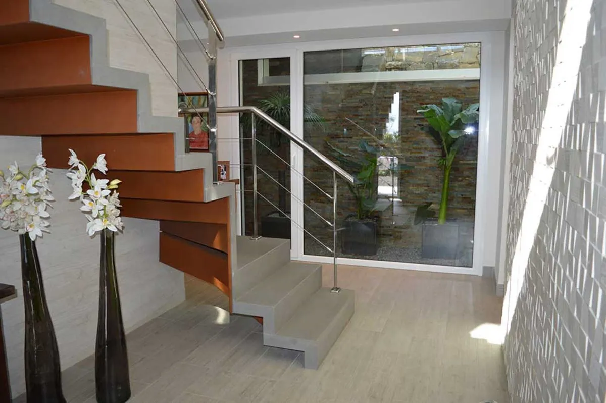 2eb42af6-bda6-4972-bee8-03afa4413fa9