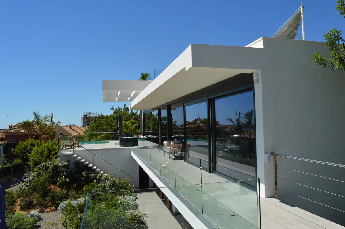 7f7d4410-a232-4cee-90d2-77a9bc203d53