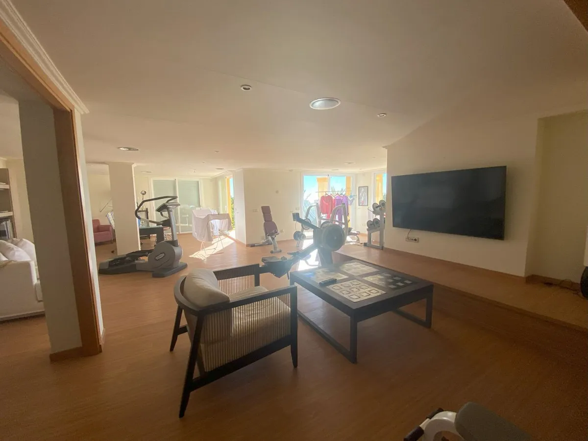 0d487df6-9701-43de-a887-250d81882242