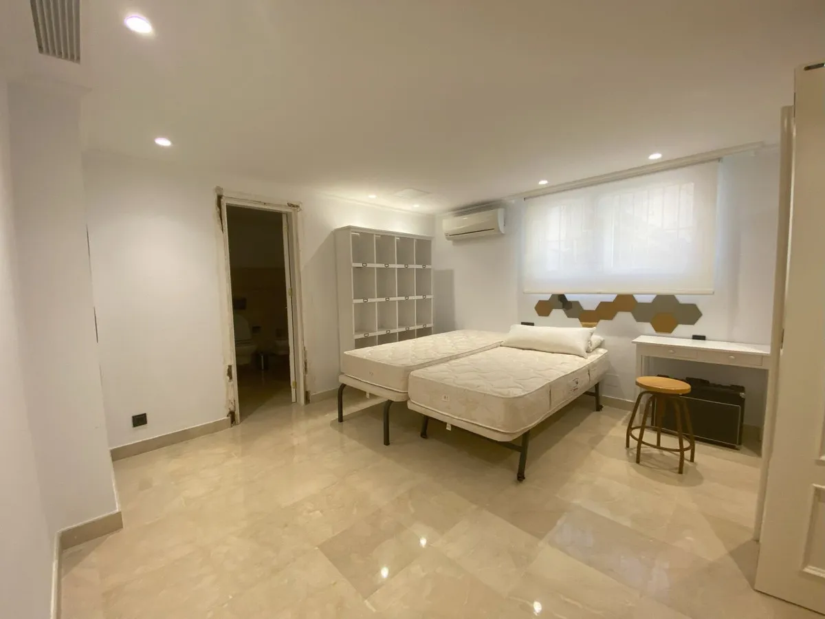 f0262708-71f1-4f48-bff9-74f94f06ef46