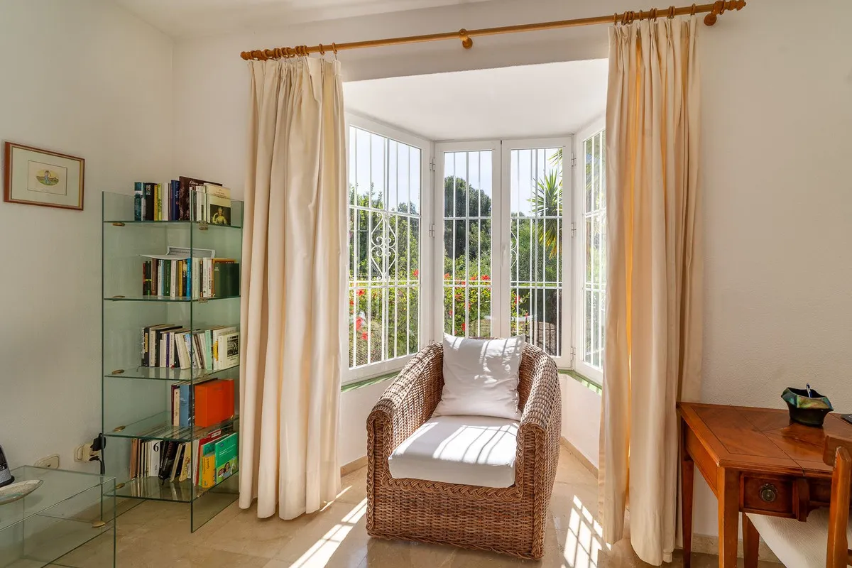 2555b9e4-8205-4ba5-a719-dcfd640c39d9