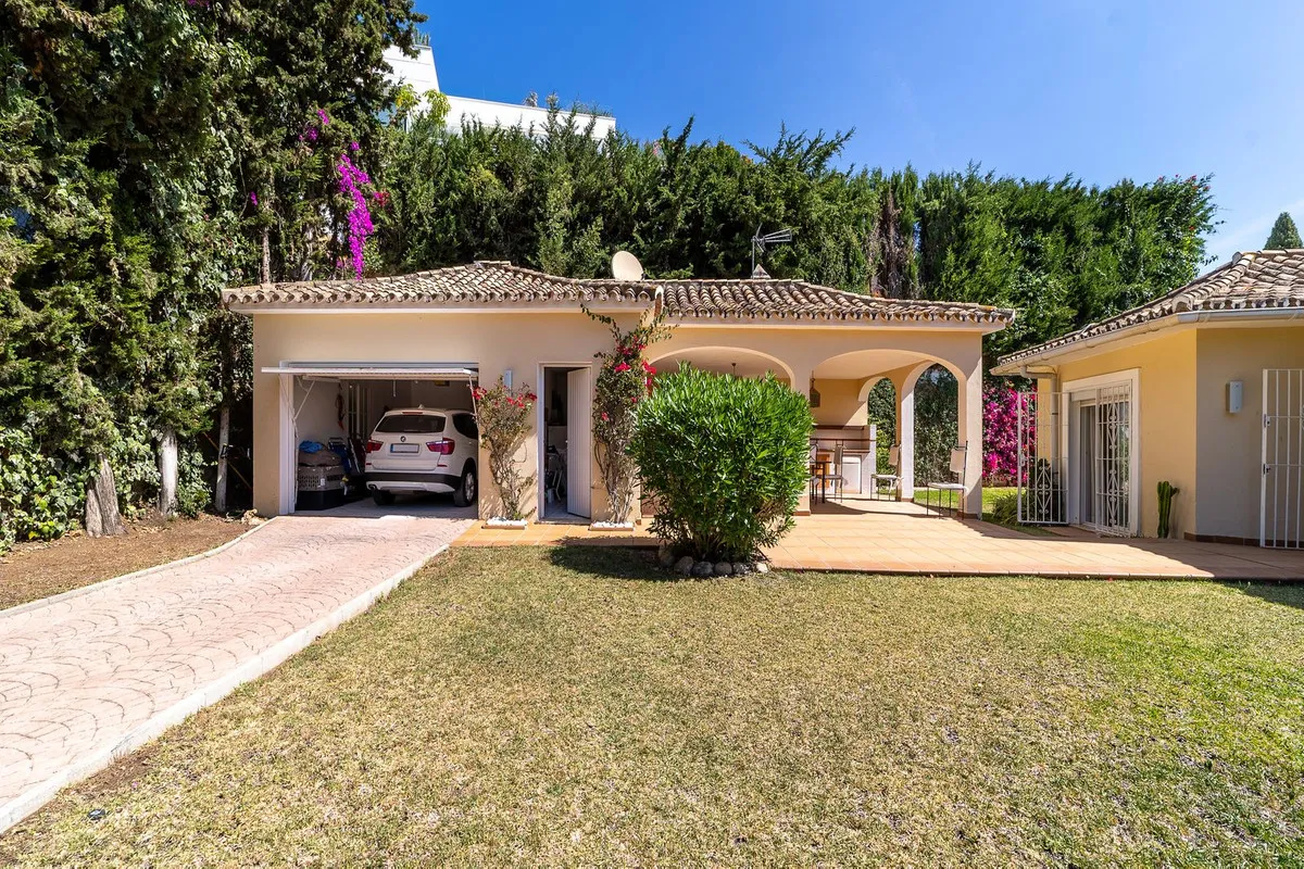 422b1ff4-0cd5-489f-9974-05cf3504750a