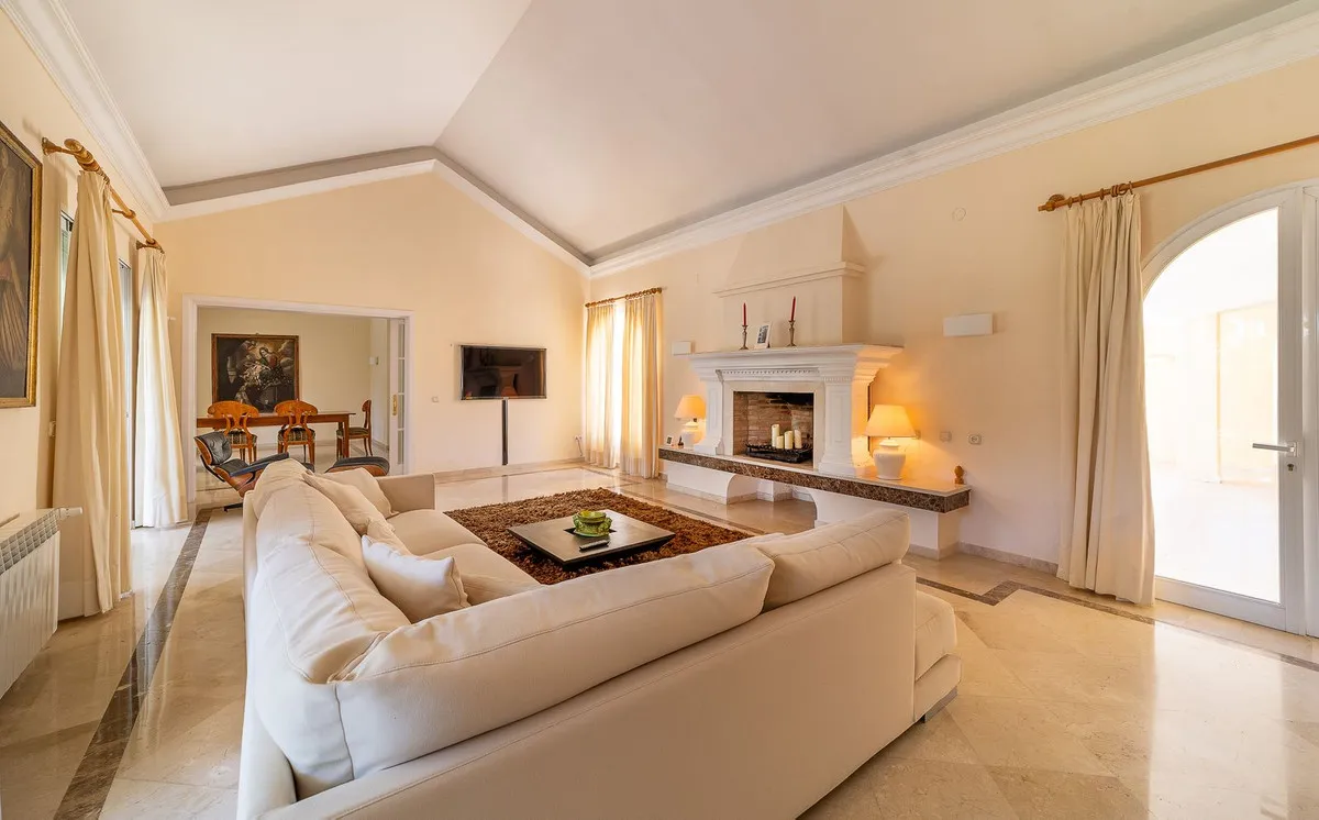 8f30a67e-63b2-40aa-9432-dacf88cd0f66