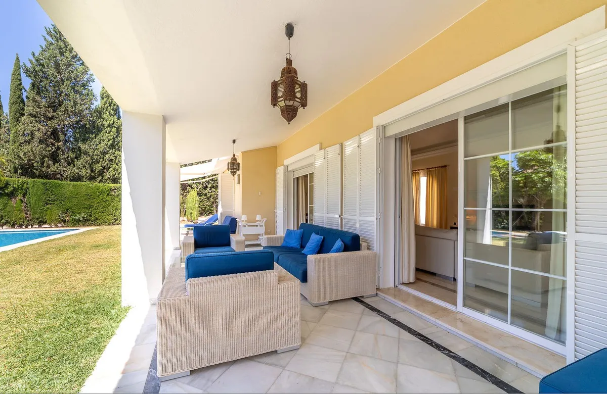 e0a39bd2-dfaf-48b7-a79c-f5ca3b86df83