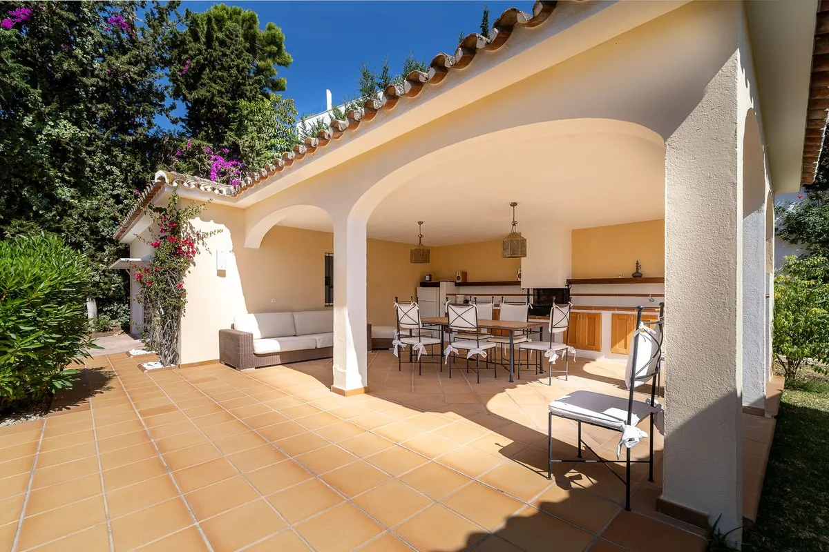 facbcb7b-f176-441e-872d-9ae59f25e58f