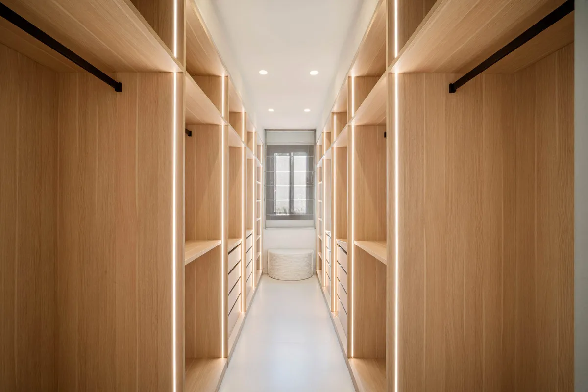 77049d54-88e5-411a-bf51-b7e5fd185e29