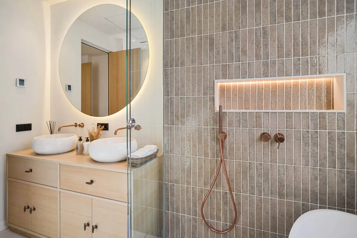 7f63d295-0598-407a-800e-05b939d24cc4