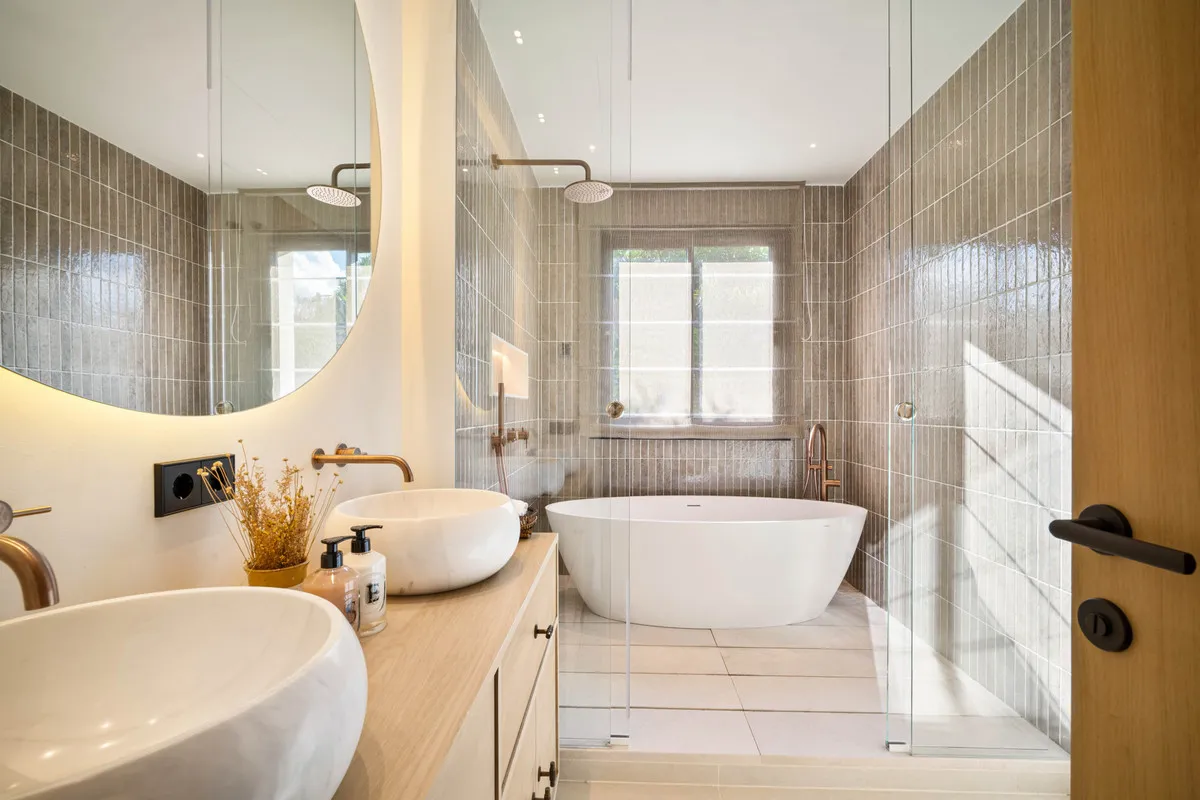 b0981c29-a142-48ed-9af0-b09cdf5d7718