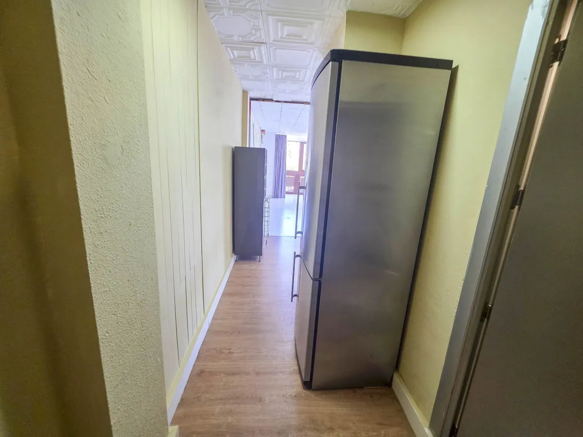 b1903eb1-5481-4f5c-9096-0d6e7f37e0ff