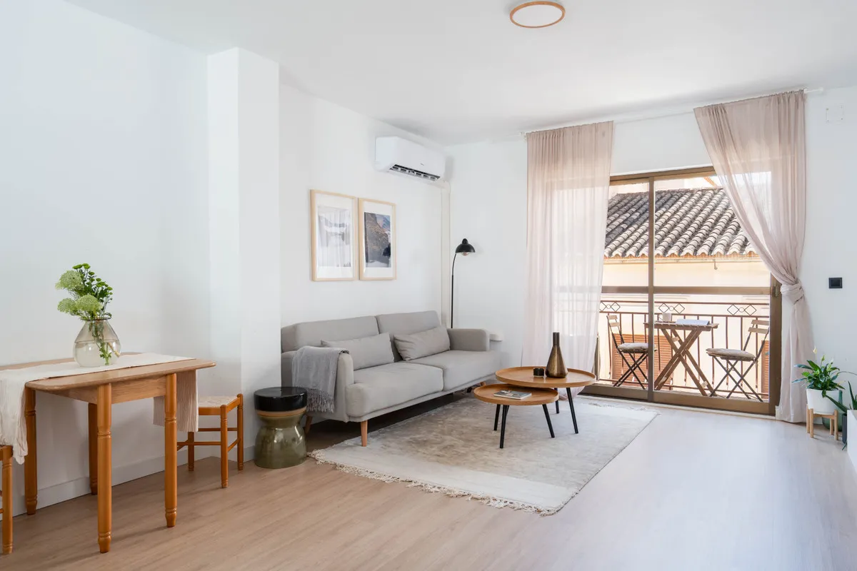 abf7a950-4327-4ec9-8c45-1aabb10cb312