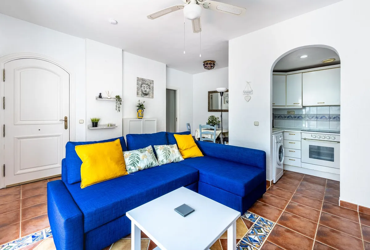 cff872cd-ccb4-4f53-a5d4-b967275b8fc6