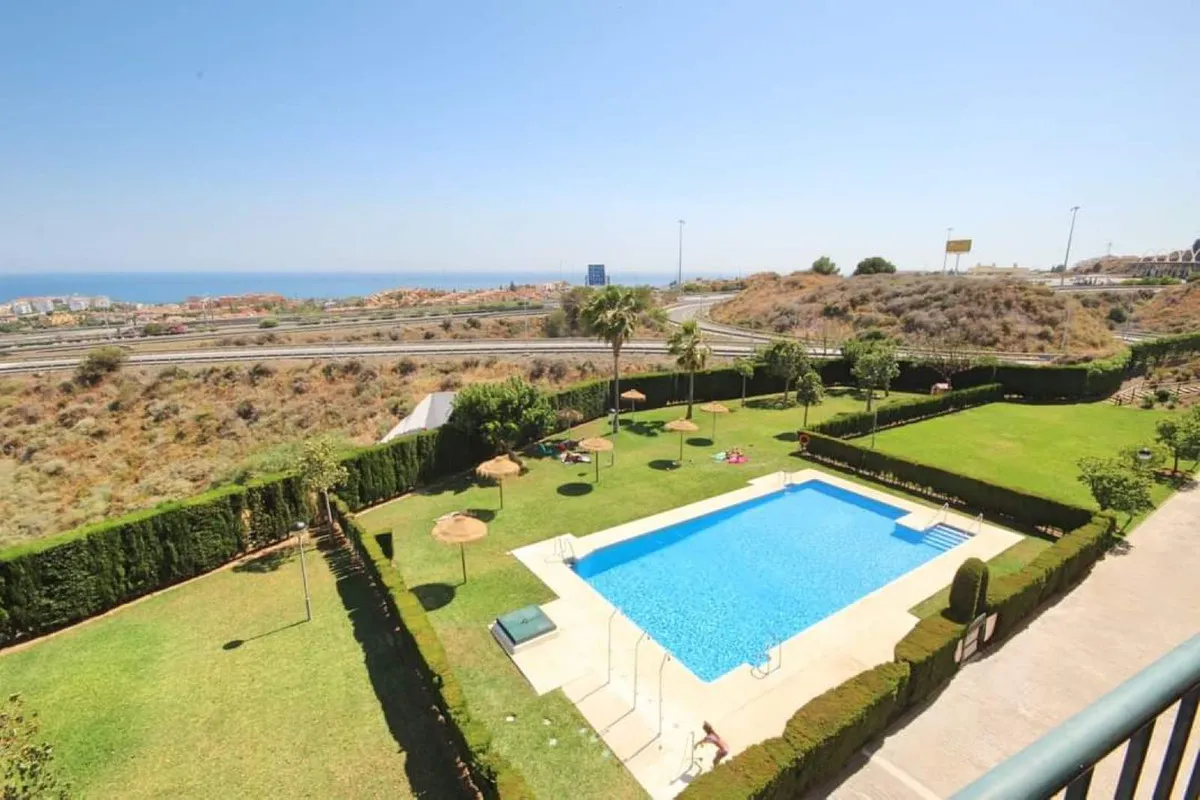 c4cd65a2-2de7-4875-8ad9-49acb5b5b1f3