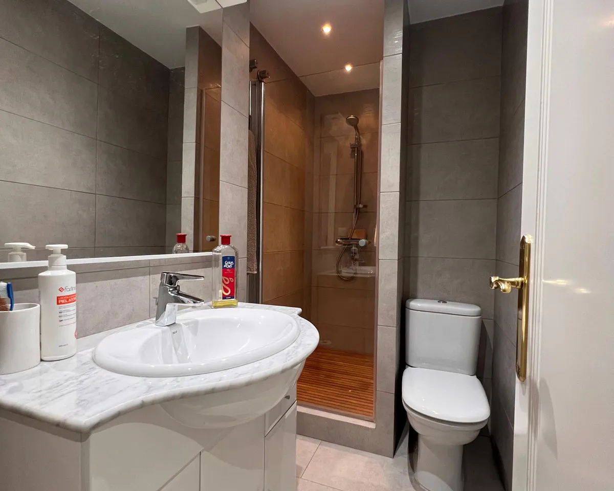 ec091127-6b9a-4486-aa7b-7970912b2eeb