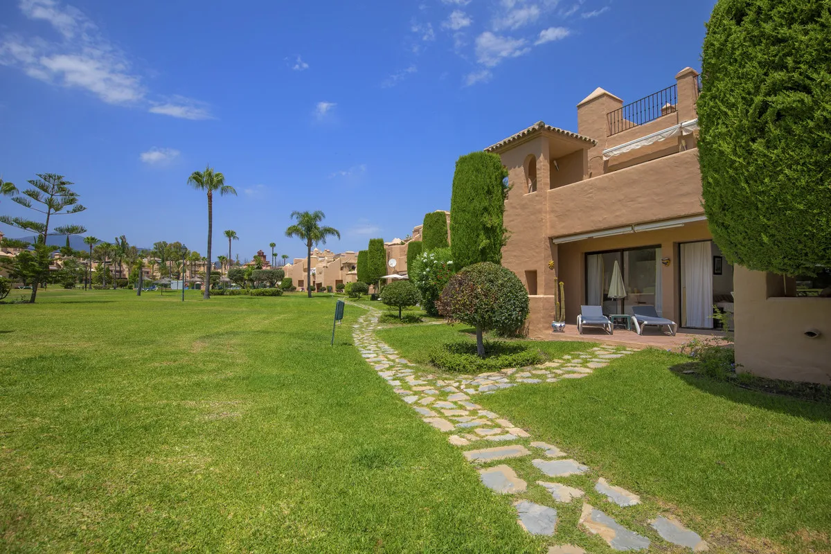 3de9d559-b0b2-42d6-b781-c3b3c1df5cbd